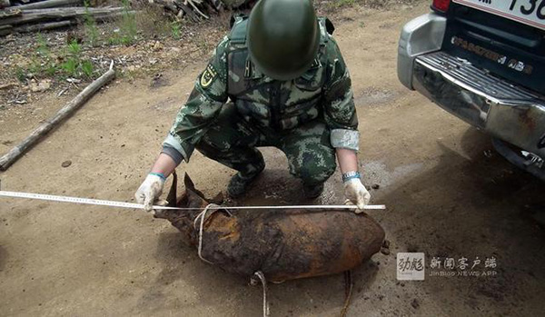 Descoberta bomba deixada por Japão há 70 anos no nordeste da China