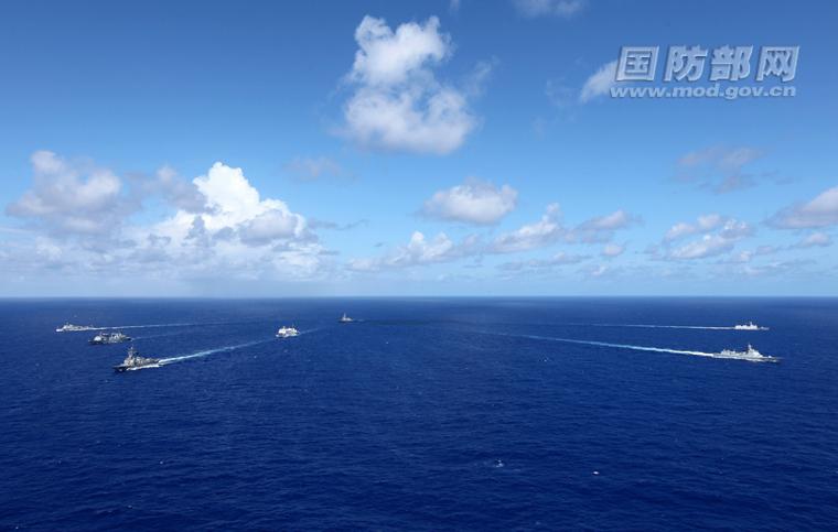 China e EUA realizam exercícios navais nas imediações do Havai