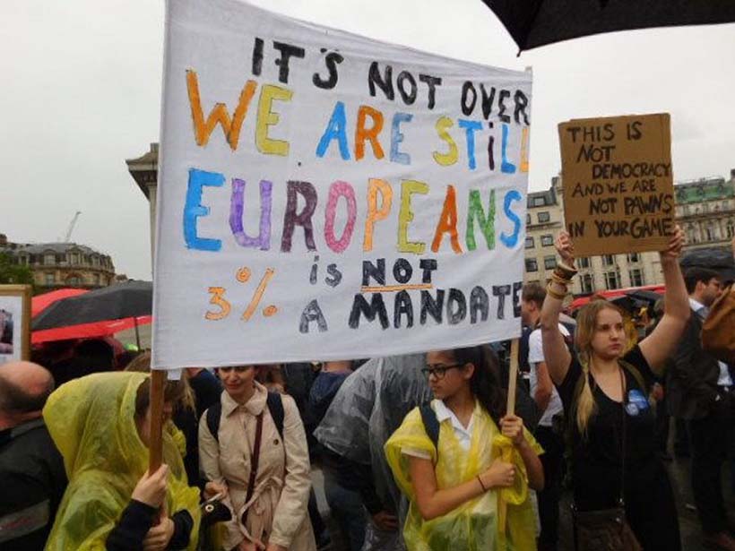 Manifestantes em Londres rejeitam o Brexit