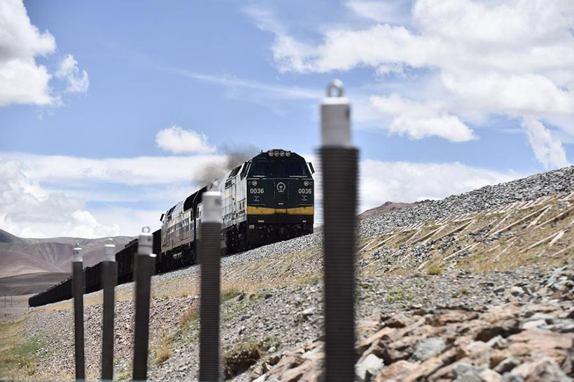 Décimo aniversário da ferrovia na altitude mais alta do mundo