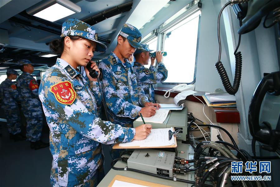 Marinha chinesa realiza exercício de combate no Mar do Sul da China