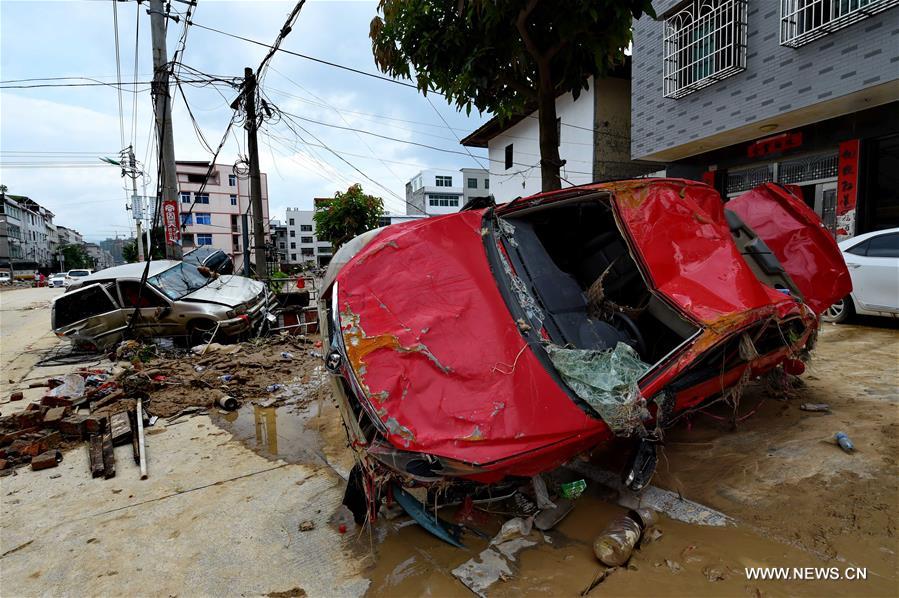 Tufão Nepartak deixa 10 mortos e 11 desaparecidos no leste da China