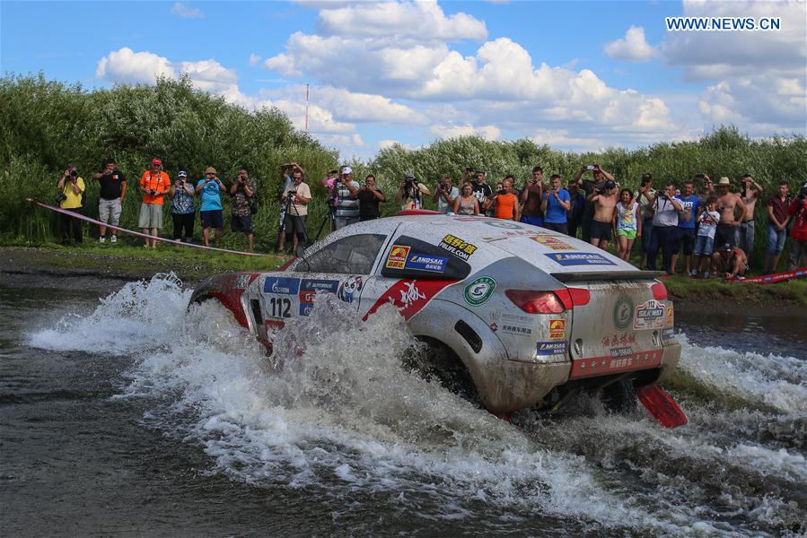 Rússia realiza rally da Rota da Seda Moscovo-Beijing