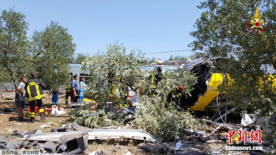 Colisão entre dois trens deixa dezenas de mortos e feridos em Itália