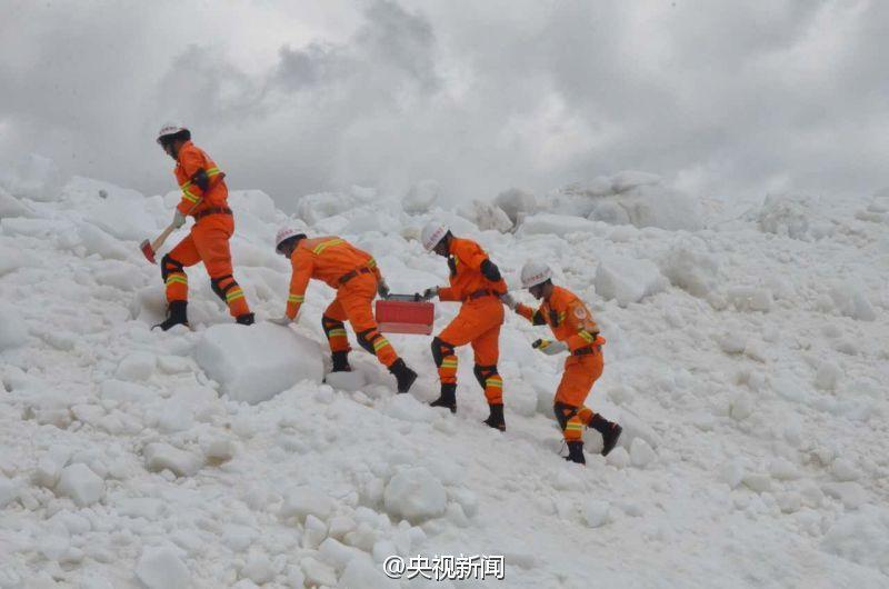 Avalanche de 600 milhões de metros cúbicos de gelo ocorre no Tibete