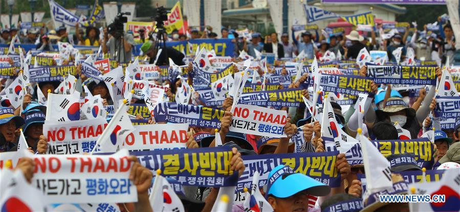 Mais de 2 mil sul-coreanos protestam contra implantação do THAAD