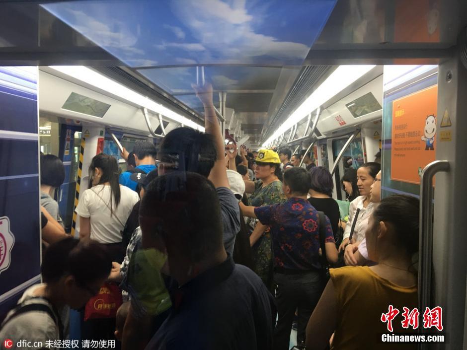 Metrô de Shenzhen: classes executiva e econômica causam burburinho entre os habitantes