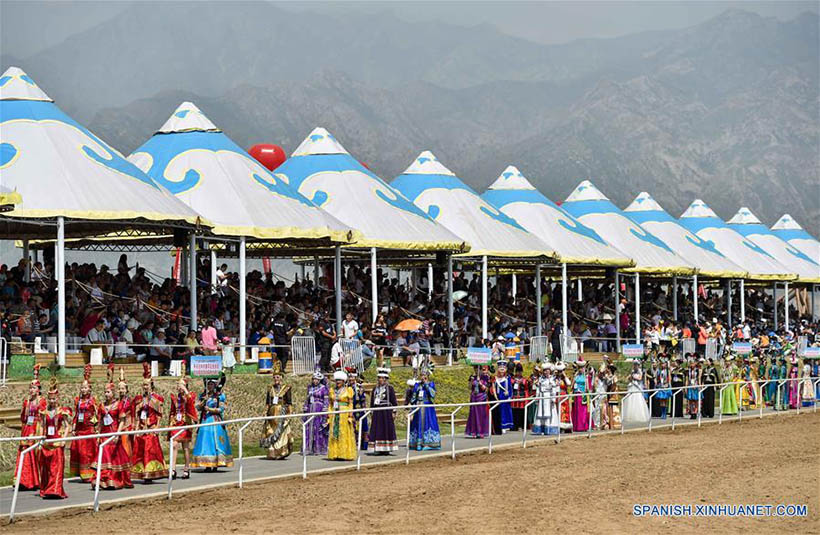 Festival do Nadam é realizado no norte da China