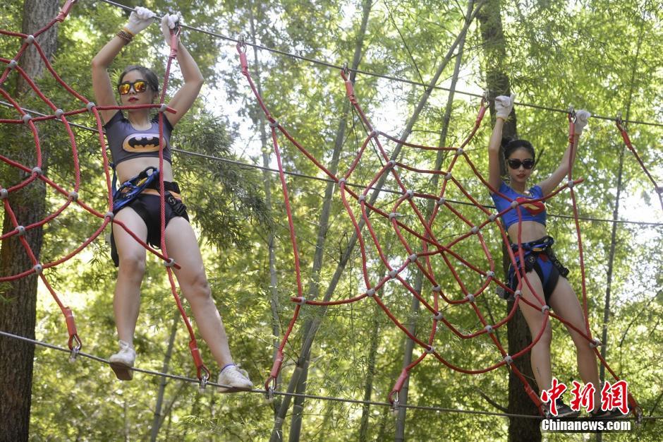 “Super Heroínas” experienciam aventura na selva