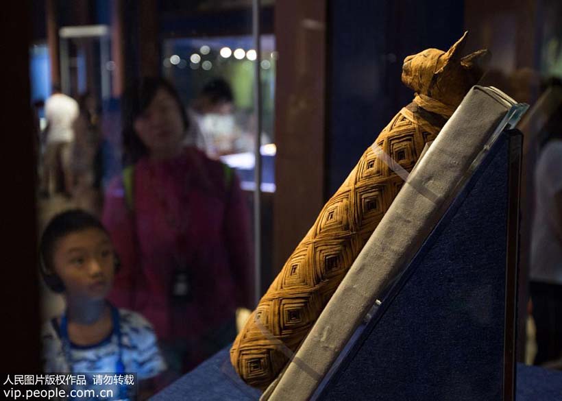 Antiga civilização egípcia e dinastia Han da China em exposição em Nanjing