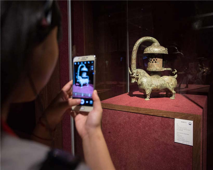 Antiga civilização egípcia e dinastia Han da China em exposição em Nanjing