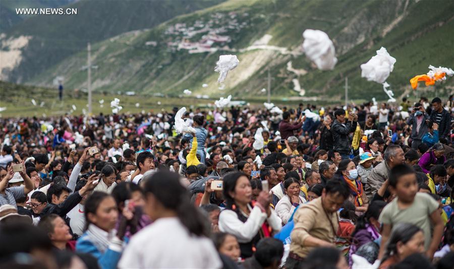 Faculdade de Kagya, do budismo tibetano, realiza assembleia de Phowa