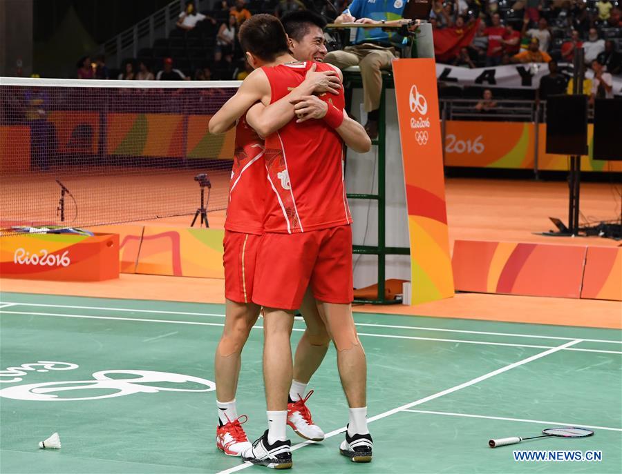 Rio 2016: China leva ouro nas duplas masculinas de badminton