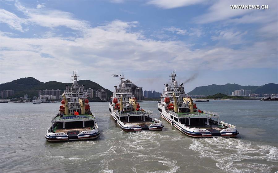 Exercício de resgate de emergência realizado em Sanya