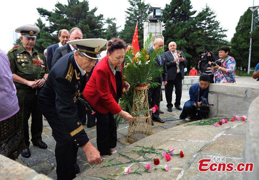 Quarenta veteranos de guerra russos visitam China no aniversário do final da guerra antifascista