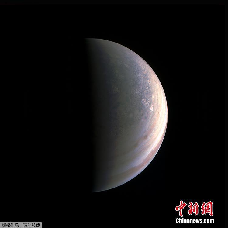 NASA publica fotos inéditas de Júpiter
