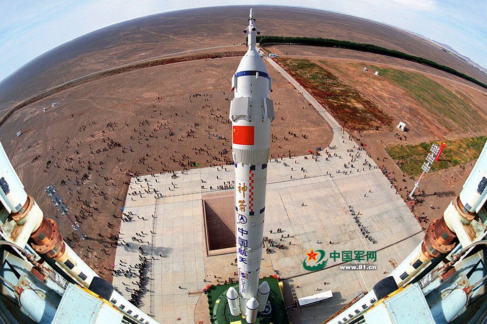 China prepara lançamento da nave tripulada “Shenzhou 11”