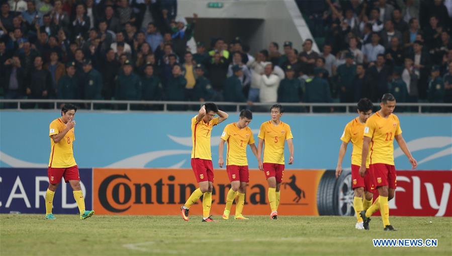 China sofre derrota perante Uzbequistão e complica apuramento para a Copa do Mundo