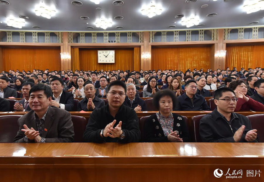 Xi Jinping: Longa Marcha é um “momento imponente” no rejuvenescimento da nação chinesa