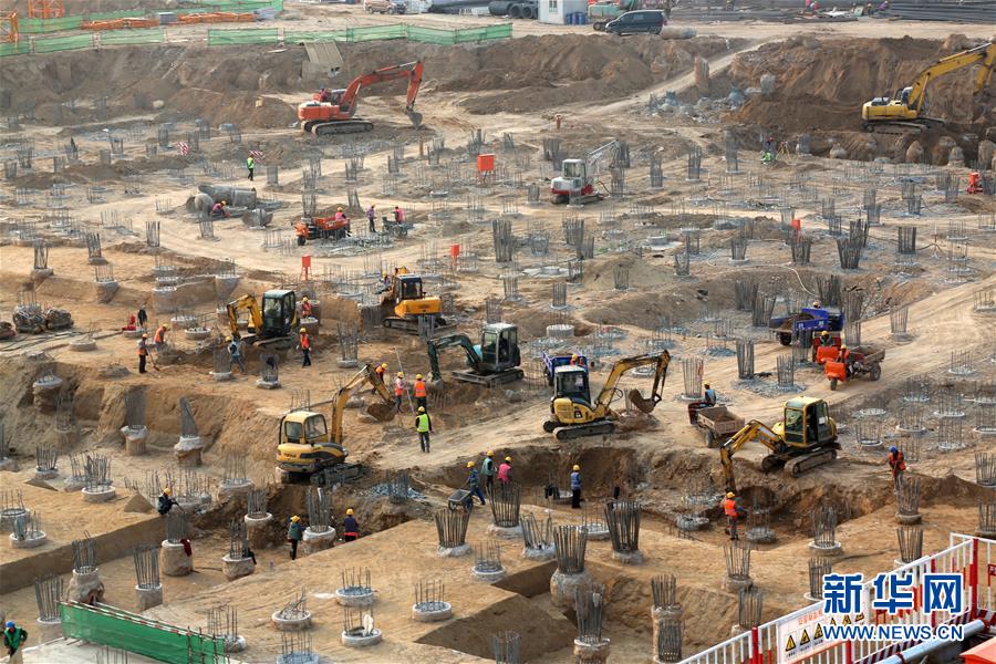 Panorama da construção do novo aeroporto de Beijing