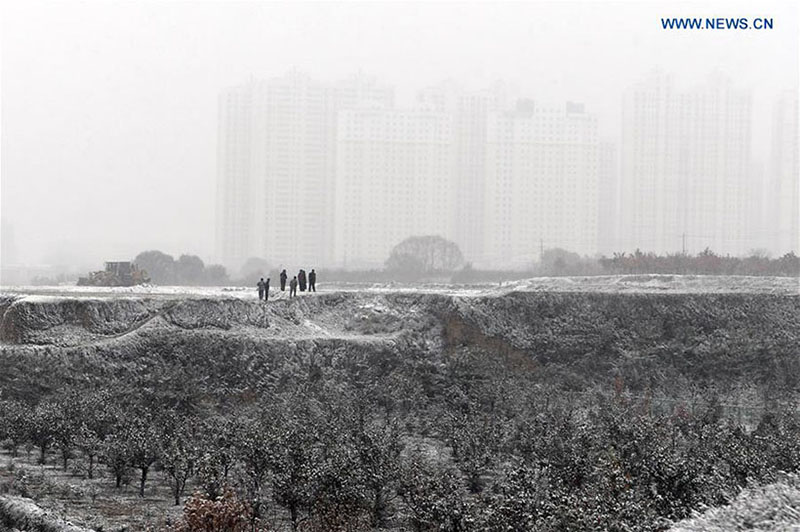 Frente fria chega e temperaturas ficam negativas em partes da China