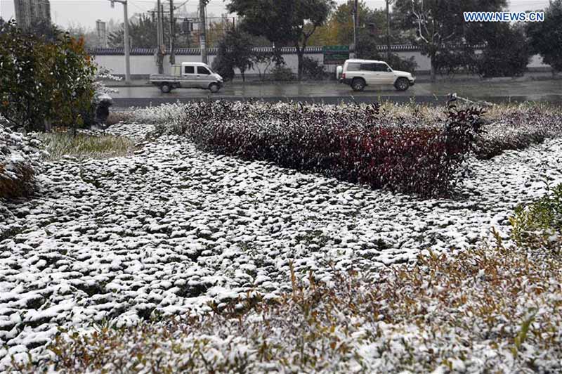 Frente fria chega e temperaturas ficam negativas em partes da China