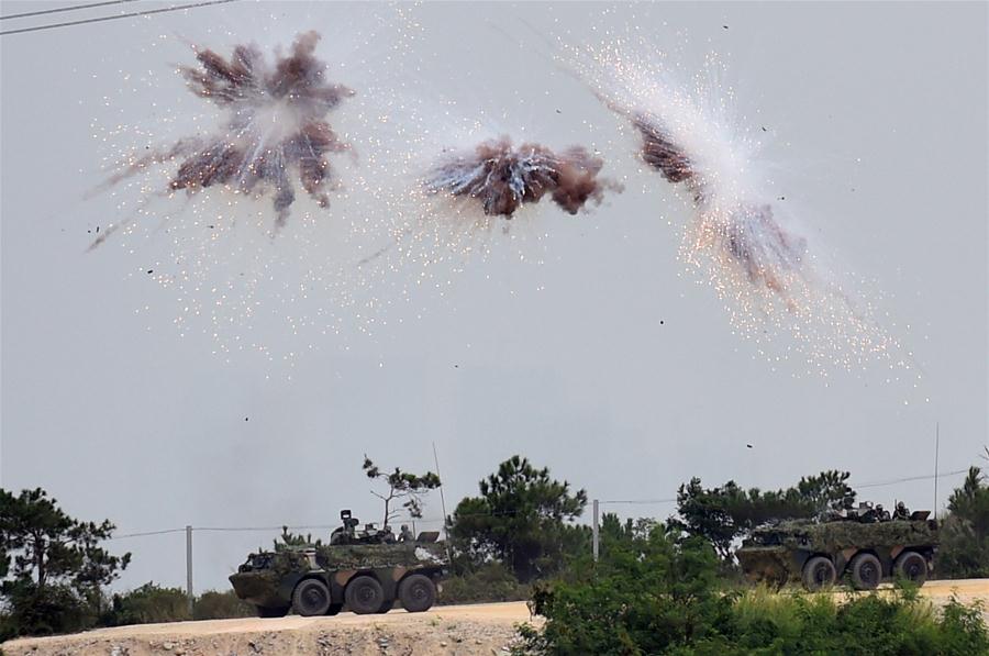 Exército de Libertação Popular da China realiza exercício militar na RAEHK