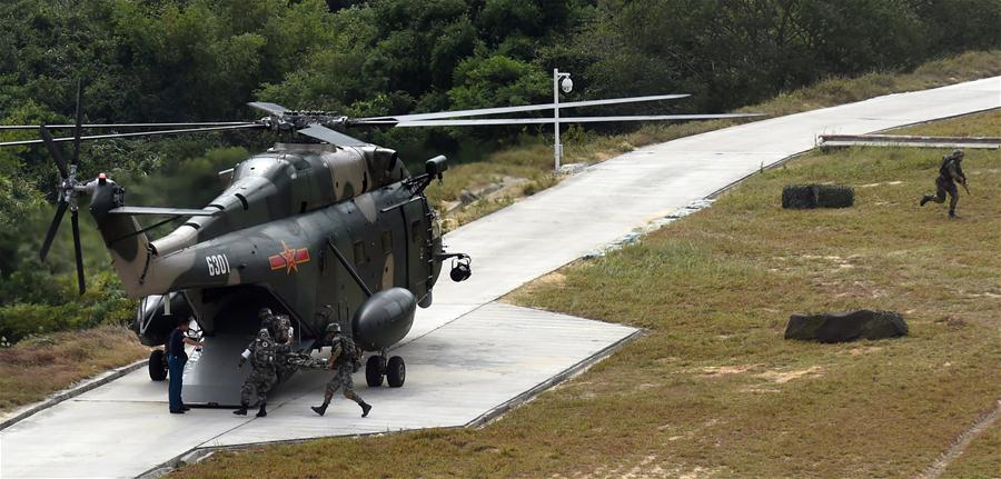 Exército de Libertação Popular da China realiza exercício militar na RAEHK