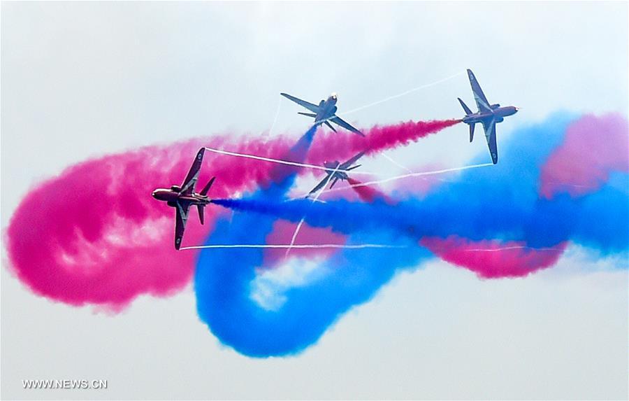 Red Arrows britânicos em destaque no Show Aéreo da China