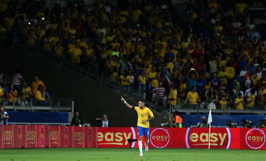 Brasil vence a Argentina por 3 a 0 e mantém liderança nas Eliminatórias