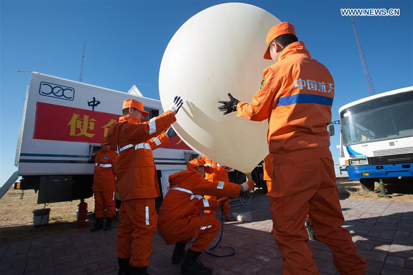 China prepara regresso de seus astronautas do espaço