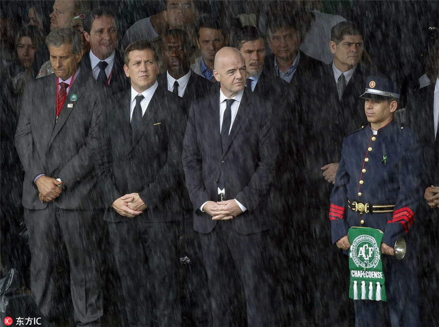 Brasil presta última homenagem aos jogadores e técnicos do Chapecoense