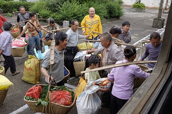 Trem gratuito se torna viral nas redes sociais da China