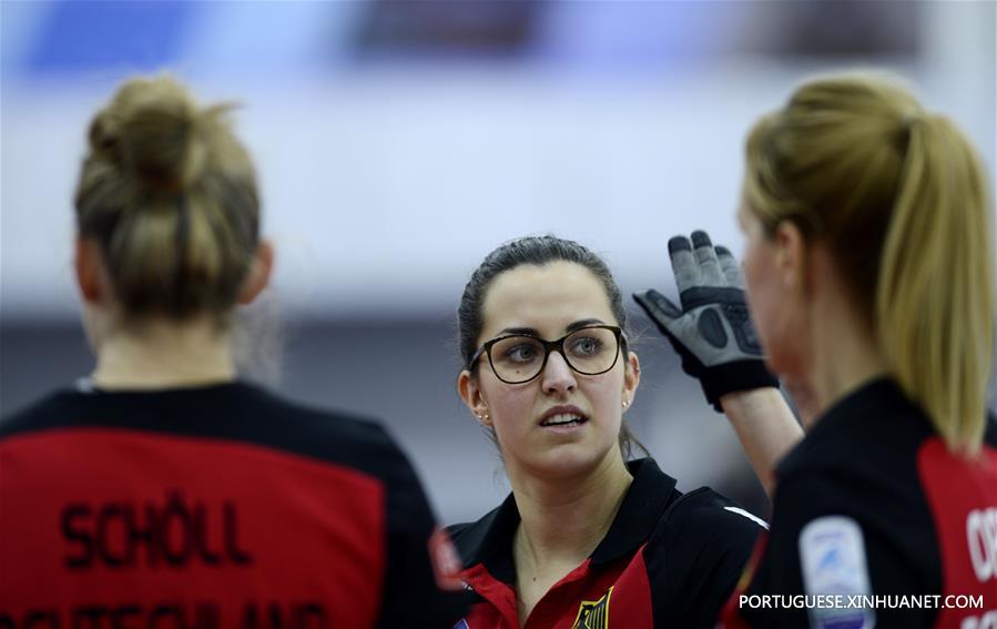 Alemanha vence Canadá durante China Qinghai competição internacional de curling