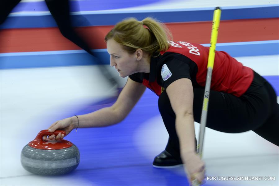 Alemanha vence Canadá durante China Qinghai competição internacional de curling