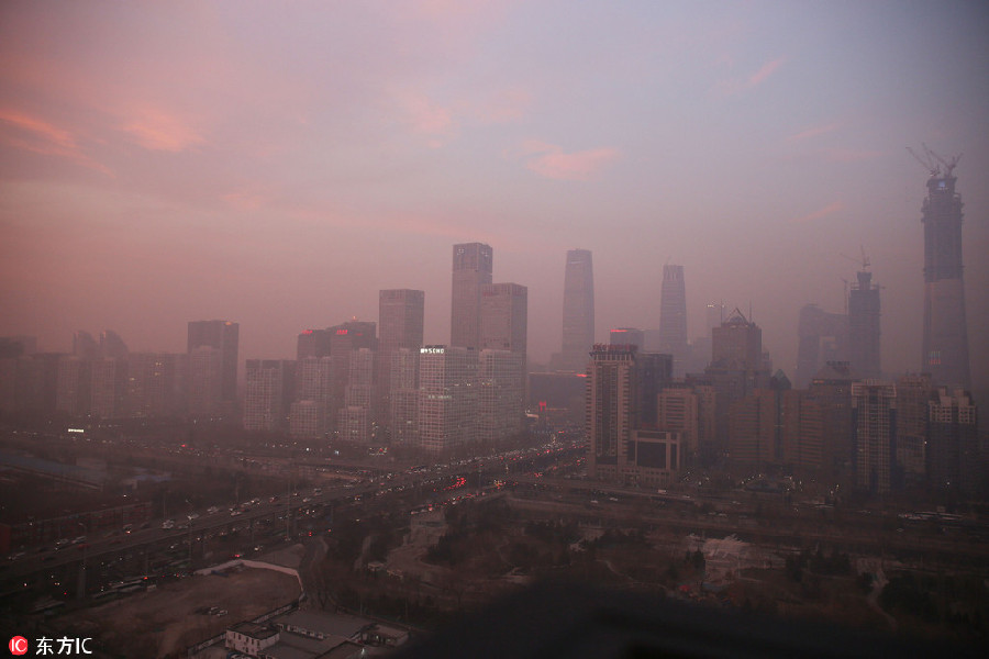 Smog mais forte do ano cobre cidades no norte da China