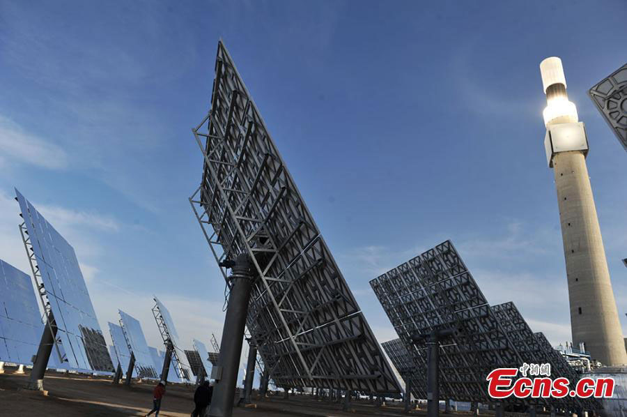 Central de energia solar em Dunhuang gera energia 24 horas por dia