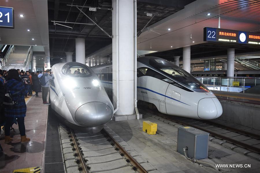 Inaugurada principal ferrovia de alta velocidade leste-oeste na China