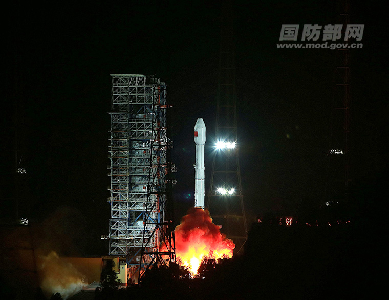 China lança satélite de testes para tecnologia de telecomunicação