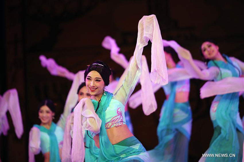 Bailado “Confúcio” é apresentado no Centro Lincoln em Nova Iorque