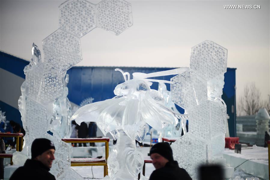 31ª Competição Internacional de Escultura em Gelo encerrada em Harbin