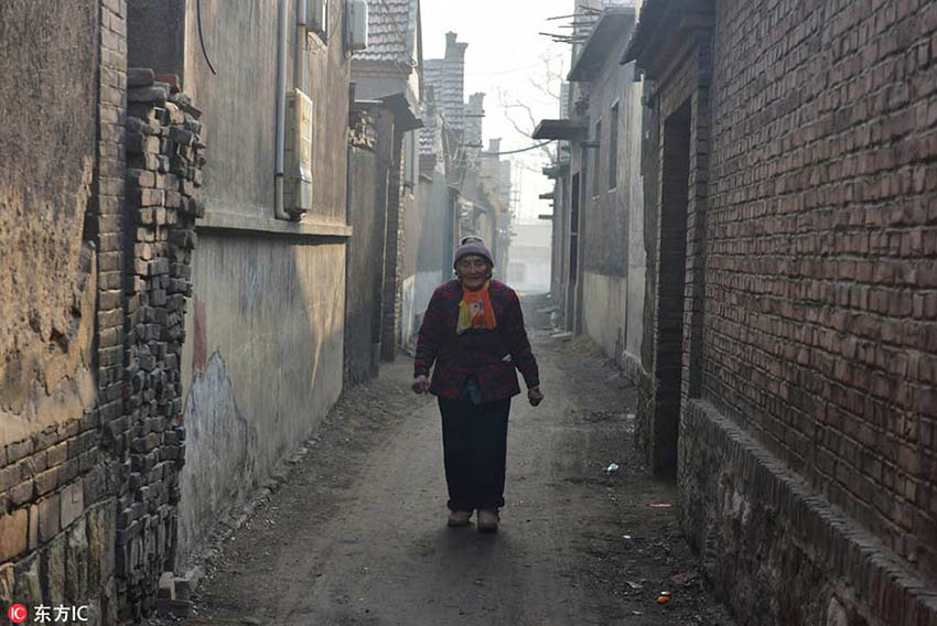 Ligação de uma mulher sino-russa de 92 anos à China