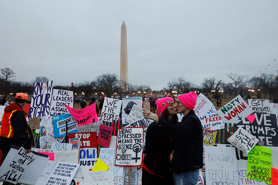 Mais de 1 milhão de pessoas participaram na “Marcha das Mulheres” contra Trump