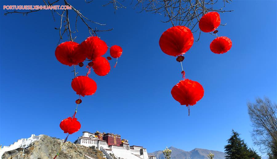 Preparativos para o Festival da Primavera por toda a China