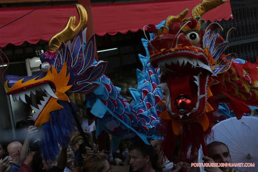 Dança do dragão e do leão celebra o Ano Novo Lunar chinês em São Paulo