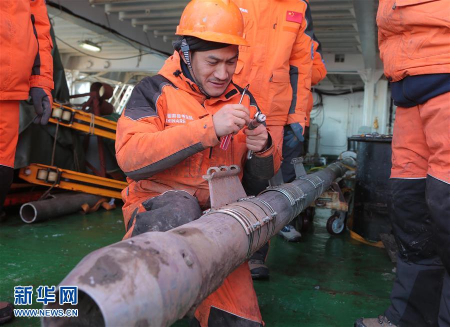 Equipa chinesa de expedição antártica bate recorde de latitude no hemisfério Sul