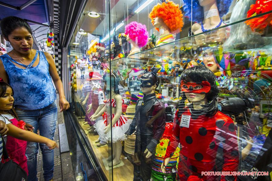 Carnaval de 2017 deve movimentar cerca de 5.800 milhões de reais na economia brasileira