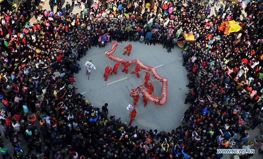 Festival de Lanternas celebrado na China