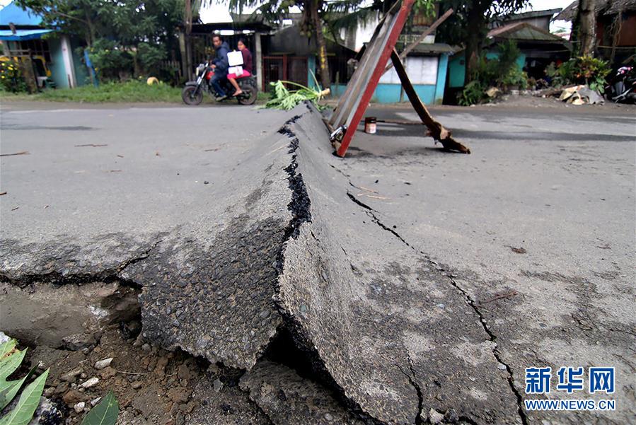 China está pronta para ajudar as Filipinas no resgate de terremoto