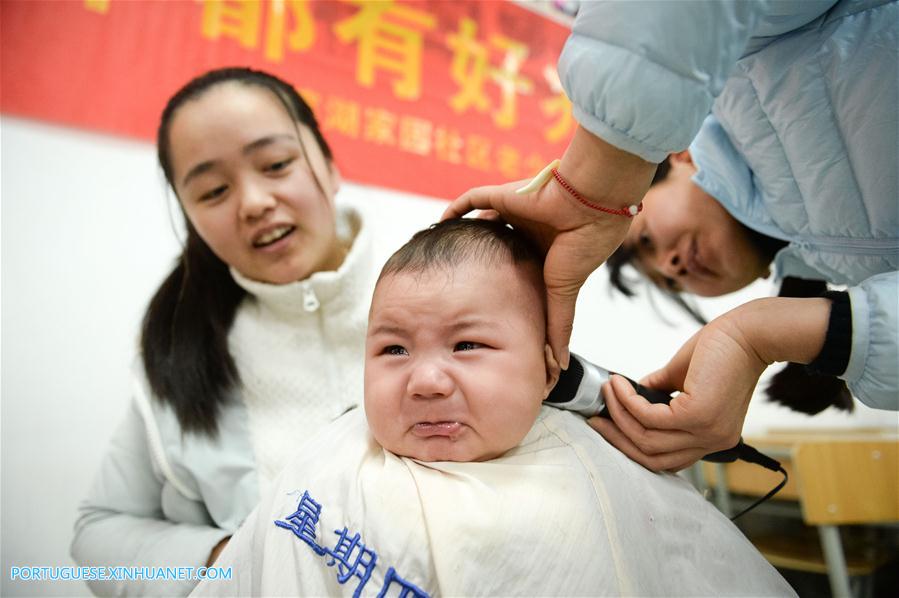 Chineses celebram o festival 